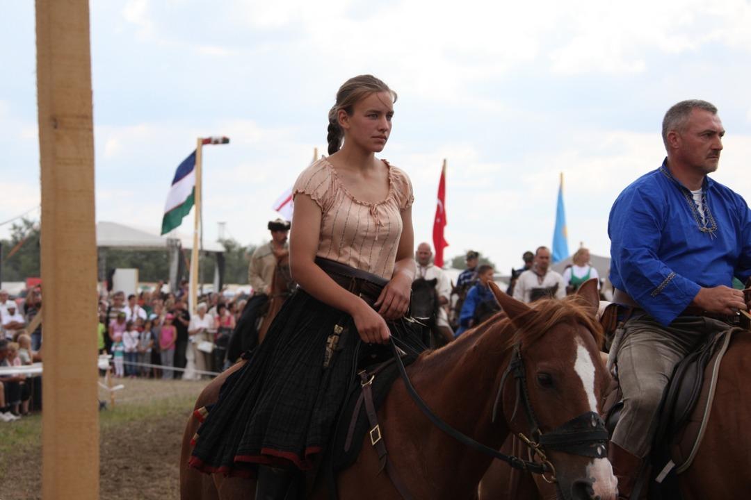 O &uuml;lkede herkes bu soruyu soruyor: T&uuml;rklerle akraba mıyız?