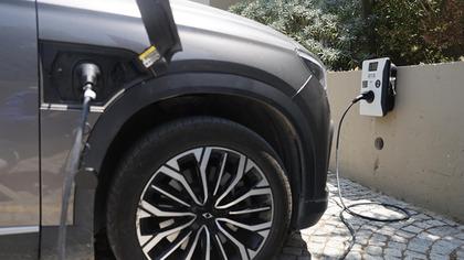 Elektrikli araçlarda oto şarjına kritik ayar! Yer ve saate göre indirim geliyor