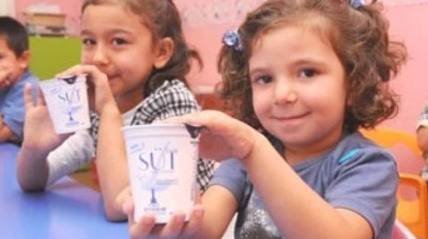 &rdquo;Okul S&uuml;t&uuml; Projesi&rdquo; ihalesi onaylandı