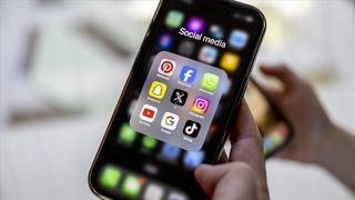 Facebook tepeden tırnağa yenileniyor: İşte gelen özellikler