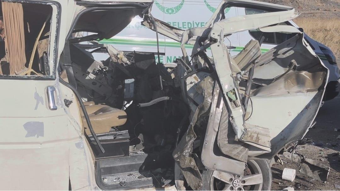 Malatya da feci kaza: 3 kişi hayatını kaybetti! 2