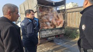 Rastgele durdukları araçtan 2 tona yakın çıktı! Gözlerinize inanamayacaksınız: Mide bulandıran görüntü