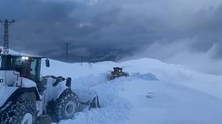 Şırnak’ta karla mücadele çalışması