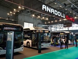 Asuzu, &Ouml;zbekistan'ın en b&uuml;y&uuml;k ticari ara&ccedil; &uuml;reticisini 80,6 milyon dolara satın aldı