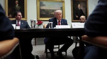 Trump duyurdu! Venezuela açıklarındaki bir petrol tankerine el konuldu