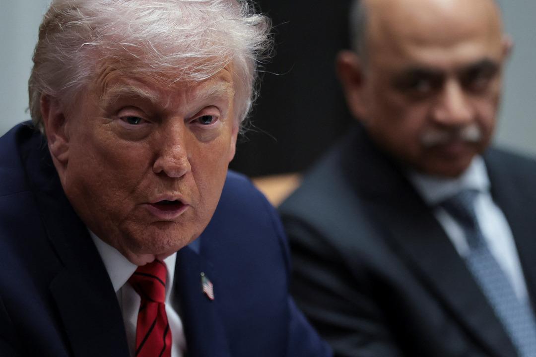 Trump duyurdu! Venezuela açıklarındaki bir petrol tankerine el konuldu 1