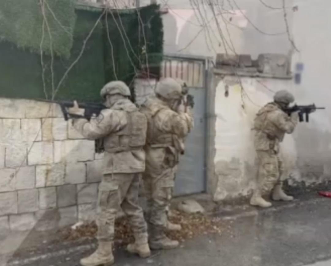 Bakan Yerlikaya duyurdu: "22 ilde 92 DEAŞ şüphelisi yakalandı" 2