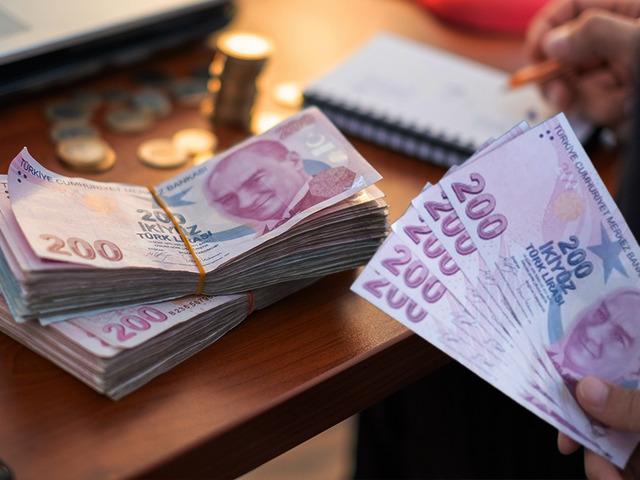 'Doğrusu bu olur' Asgari &uuml;crette kritik eşiği s&ouml;yledi '&Uuml;zerine &ccedil;ıkmaması gerek'