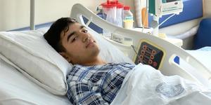 &Ccedil;iğ olarak yedi, bir g&uuml;nde karaciğeri iflas etti! Babası hayatını kurtardı