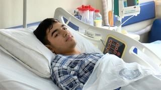 Çiğ olarak yedi, bir günde karaciğeri iflas etti! Babası hayatını kurtardı