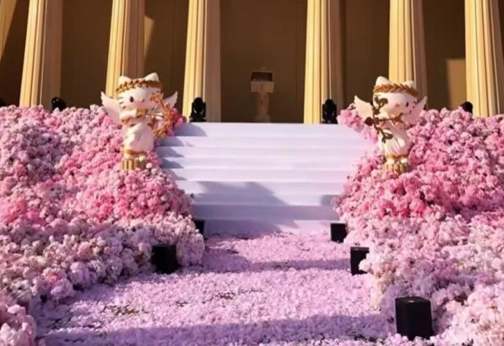 Evlilik teklifi için set kurdurdu! Binlerce dolar harcadı, tepki çekti G1