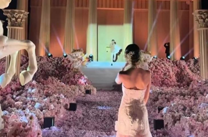 Evlilik teklifi için set kurdurdu! Binlerce dolar harcadı, tepki çekti G4