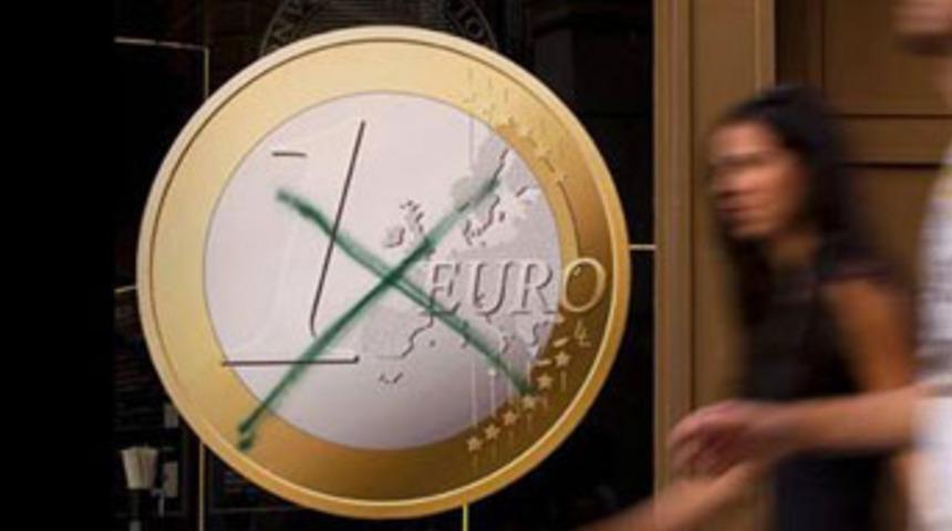 Parite tepetaklak oldu, dolar yükseliyor