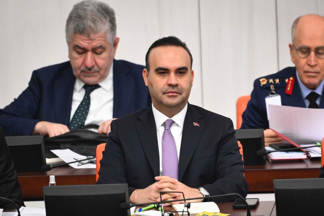 Bakan Kacır bütçe görüşmelerine yeni model TOGG ile geldi 2