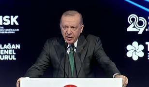 Erdoğan'dan 'asgari &uuml;cret' mesajı: 'TİSK'ten elini taşın altına koymasını bekliyorum'