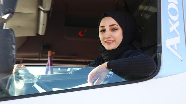 'Kadınsın yapamazsın' dediler! 2 çocuk annesi azmiyle ilham oldu