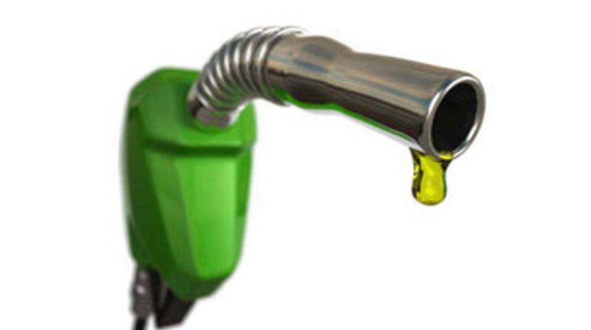 Benzine zam yapıldı