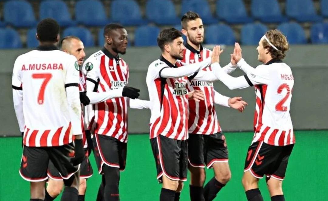 (&Ouml;zet) Samsunspor - AEK Ma&ccedil;ı &Ouml;zeti ve T&uuml;m &Ouml;nemli Anları 3