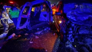 Feci kaza: 3 ölü, 1'i ağır 6 yaralı