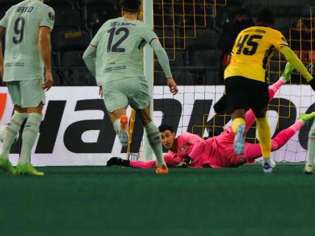 Fransa'da "Berke &Ouml;zer" &ccedil;ılgınlığı! Penaltı değil, sanki antrenman!