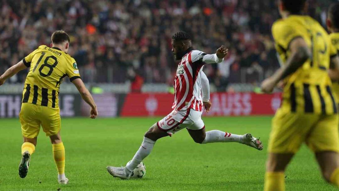 (&Ouml;zet) Samsunspor - Rams Başakşehir Ma&ccedil;ı &Ouml;zeti ve T&uuml;m &Ouml;nemli Anları 4