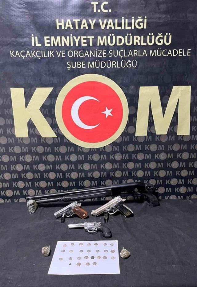 Hatay’da 26 sikke kargo ile göndermek üzereyken ele geçirildi 2