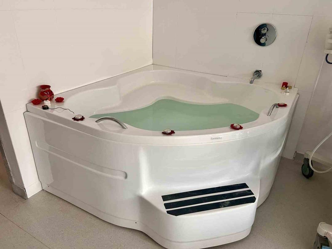 En çok talep gören doğum yöntemi: Suda doğum ağrıları azaltıyor! 3