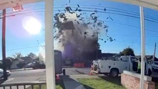 Mahalle enkaza döndü! Doğal gaz bakın nasıl patladı! O anlar kamerada