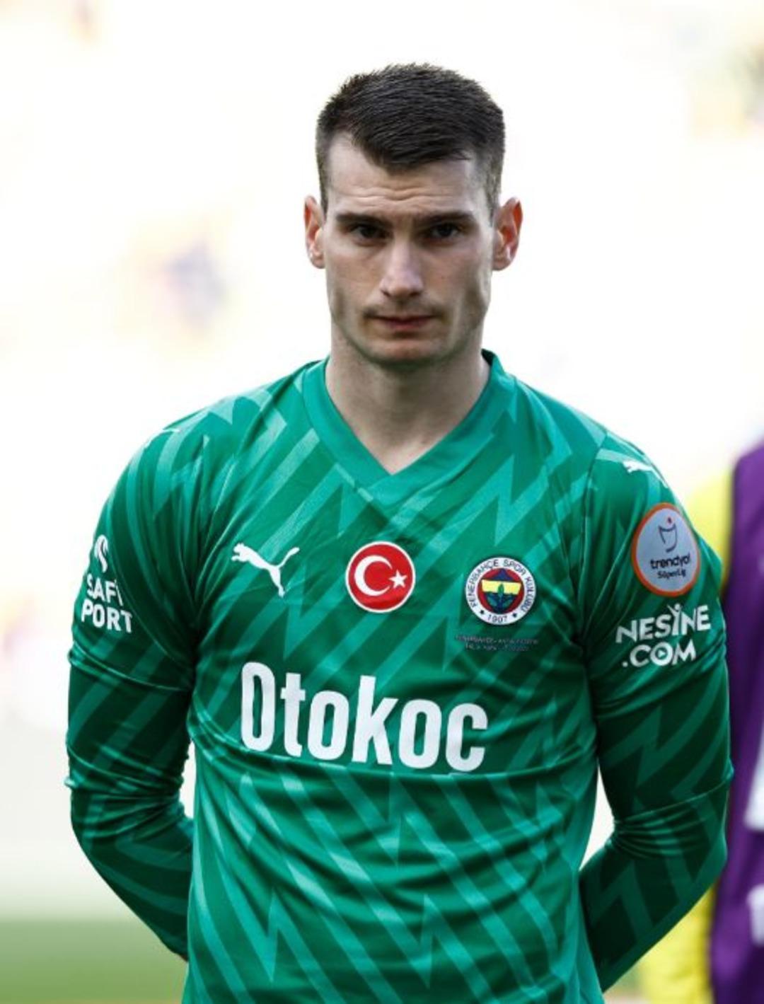 Fenerbahçe den Livakovic hamlesi! Transferi için anlaşmaya vardı 1