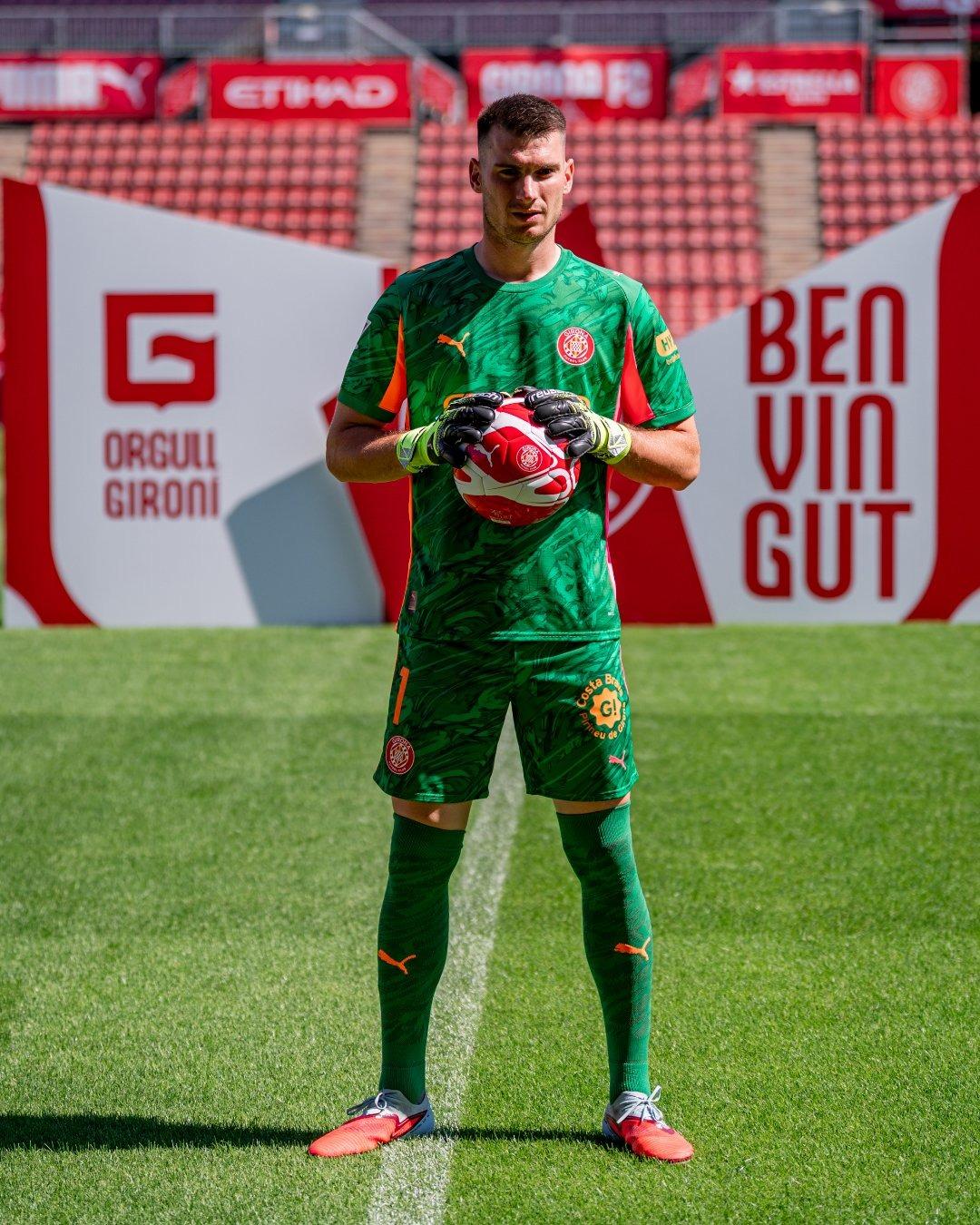 Fenerbahçe den Livakovic hamlesi! Transferi için anlaşmaya vardı 3