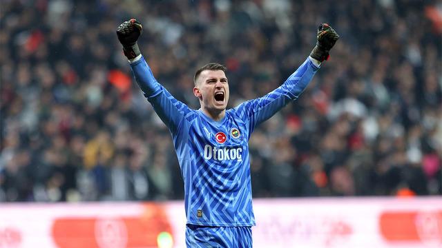 Fenerbahçe'den Livakovic hamlesi! Transferi için anlaşmaya vardı