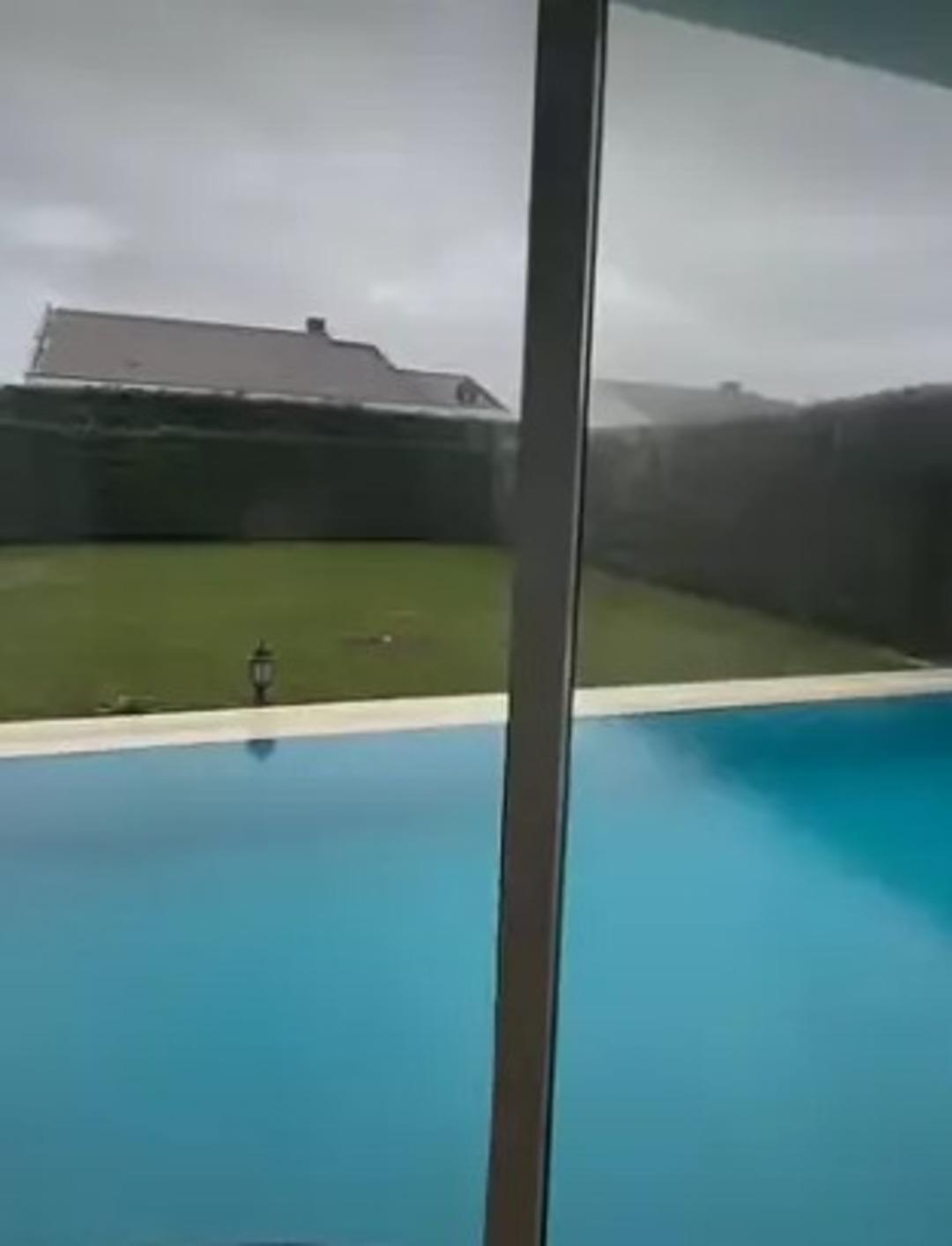 Özcan Deniz in saymakla bitmeyen serveti gündemde!  20 ev yetmedi, tüm siteyi aldı  3