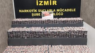 İzmir'de 55 bin 552 uyuşturucu hap ele geçirildi: 2 kişi tutuklandı