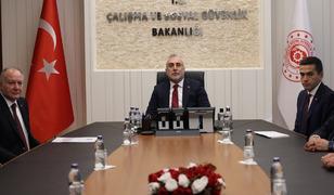 Asgari &uuml;cret zammında son dakika | Zam pazarlığı başladı, T&uuml;rk-İş masada var mı? Işıkhan'dan a&ccedil;ıklama