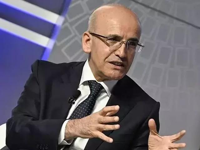 'Yıllık cari a&ccedil;ık 22 milyar dolarla s&uuml;rd&uuml;r&uuml;lebilir seviyelerde kalmaya devam etti'