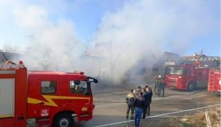 Denizli&rsquo;de iş yerinde &ccedil;ıkan yangın korkuya neden oldu