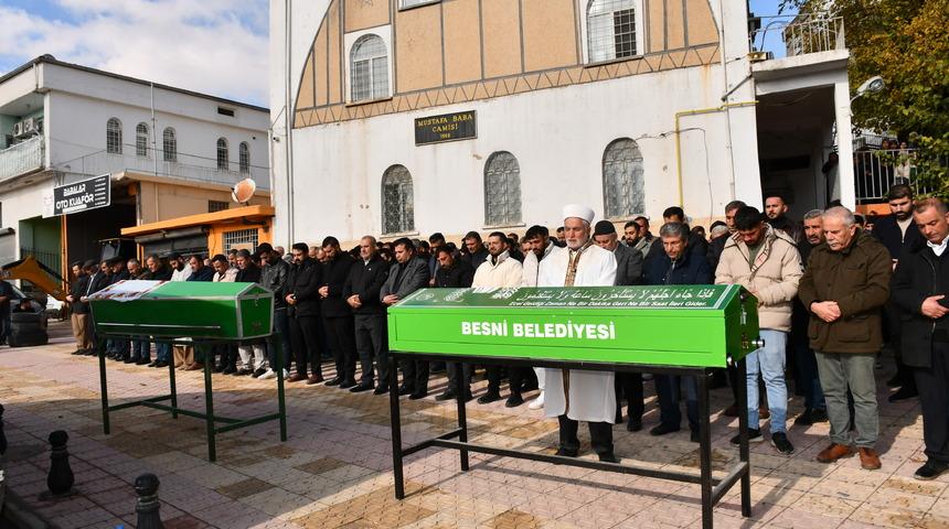 Adıyaman’da tabancayla vurularak öldürülen 2 kişi toprağa verildi