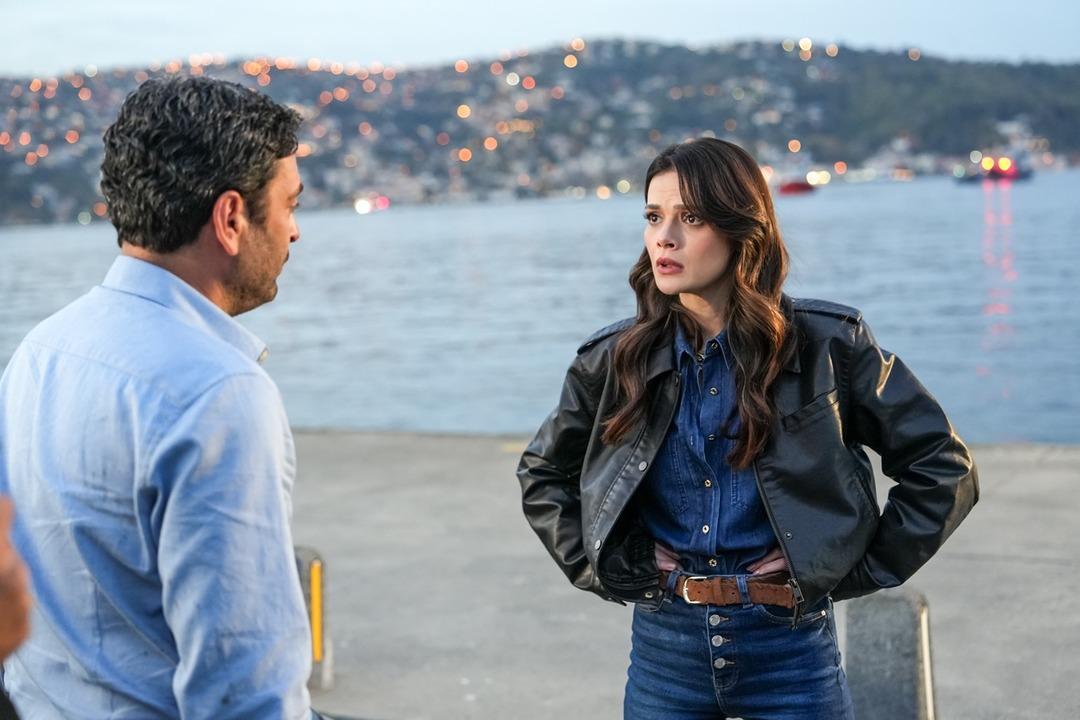 Ozan Akbaba ve Sinem Ünsal başrolde! “An Istanbul Story” ilk günden izlenme rekoru kırdı!  3