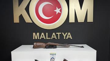 Malatya'da silah kaçakçılığı operasyonu: 2 şüpheli yakalandı