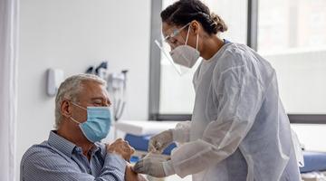 Covid-19 aşıları yetişkin ölümlerine neden oluyor mu?