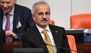 Bakan duyurdu: 'Rekora koşuyor' 1 haftada 2 tren seti teslim edildi