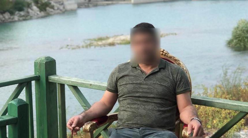 Havaya ateş etmek istedi 'Hayır' cevabını alınca canlı yayında intihar etti!