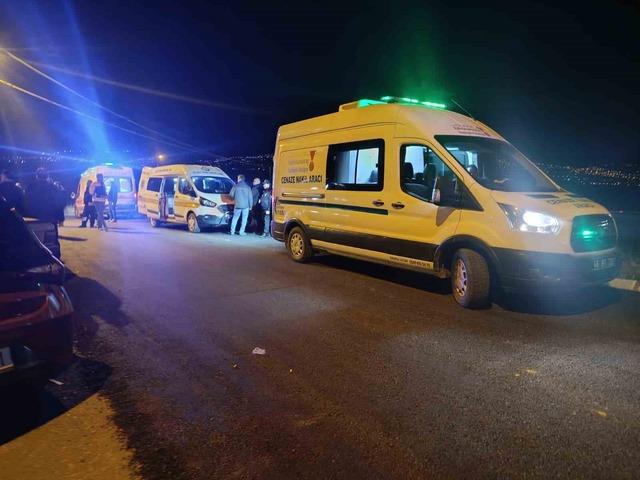 Cani genç kendisinden ayrılan kız arkadaşını evine girerken öldürdü