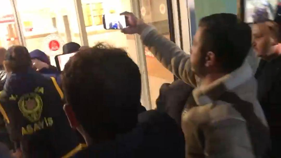 Güllü nün kızı annesini öldürme suçlamasıyla tutuklandı 2