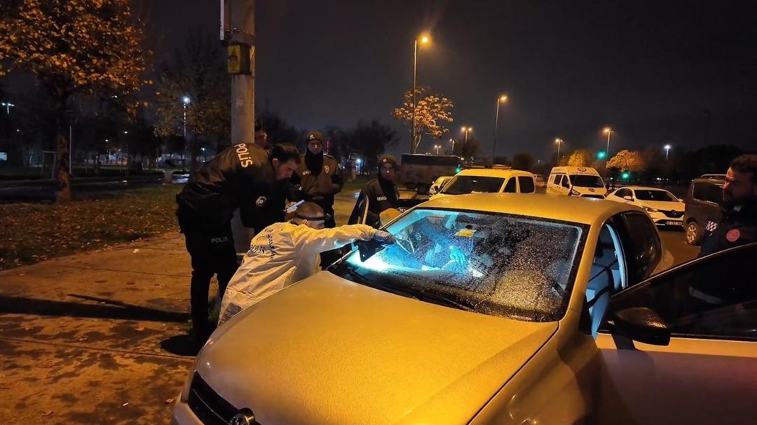 Polisin GBT yapmak istediği araçtan ceset çıktı: Ön koltukta hareketsiz duruyormuş! 2