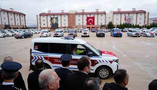 Erzincan’da emniyet ve jandarmaya 122 yeni hizmet aracı teslim edildi