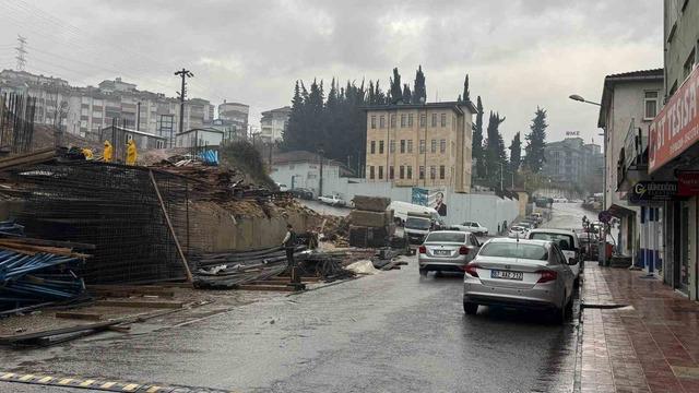 Güvenlik önlemi almadan çalışan işçiler korkuttu 3
