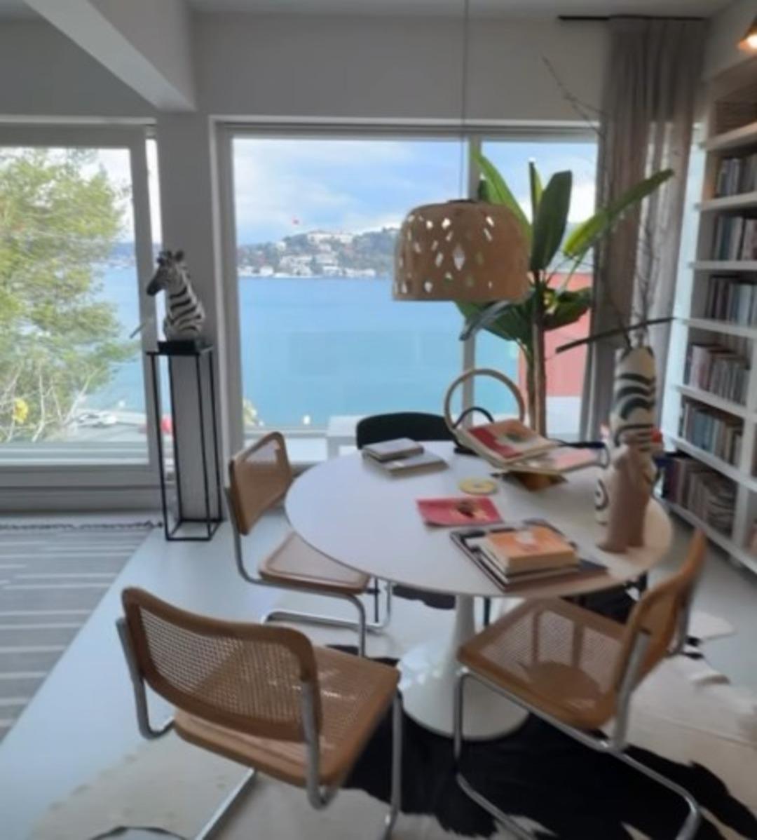 Ayşe Arman Arnavutköy’deki denize nazır eviyle gündemde! Lüks detaylar hayran bıraktı 5