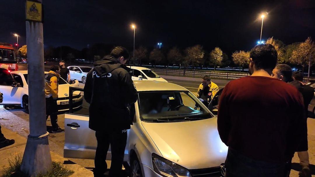 Biri arabada, biri kayalıklarda: Pendik sahilinde 100 metre arayla iki şüpheli ölüm! 1