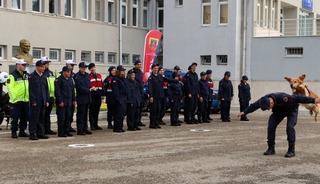 Sinop'ta jandarma &ouml;zel misafirlerini ağırladı